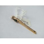 9ct marked bar brooch set with a pearl & drop shped aquamarine - 2.2gms - 44mm long