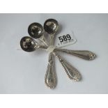 Three Victorian Grecian pattern salt spoons by GA - 74gms