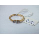 Victorian 3 stone diamond ring set in 18ct gold - size N