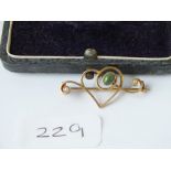 Antique 15ct Murrle Bennett heart brooch in fitted box - stamped with makers mark