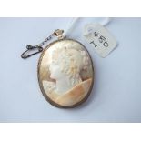 Unusual 9ct cameo brooch