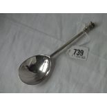 VARY RARE PROVINCIAL SEAL TOP SPOON LEWES CIRCA 1630 BY WILLIAM DODSON 1 MARKED IN BOWL ON STEM *