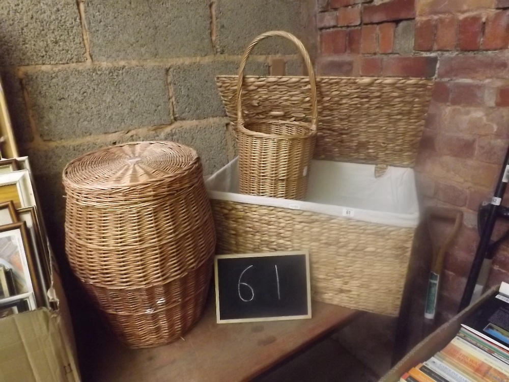 TWO ROUND WICKER BASKETS - ONE WITH HANDLE & A RAFFIA MADE LINEN LAUNDRY BOX