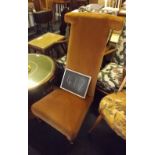 EDWARDIAN KNEELING PRAYER CHAIR WITH MAHOGANY LEGS & CASTERS