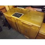 1930'S OAK SIDEBOARD WITH CUPBOARDS & DRAWERS (48'' X 18'' X 34'' HIGH)