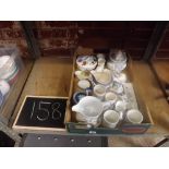 CARTON CONTAINING MISC CHINAWARE INCL; A ROYAL WORCESTER LIDDED BOWL, BLUE & WHITE MILK JUGS & OTHER