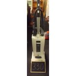 SEBO UPRIGHT VACUUM CLEANER & ATTACHMENTS