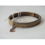 VICTORIAN GOLD BANGLE IN 15ct - 13.3gms