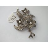 Large silver & marcasite flower brooch