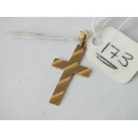 Small 9ct cross