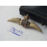 Boxed RAF wings brooch set in gold - 4.9gms