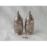 Pair of peppers with balaster finials 3.5" high - Chester 1925 - 85g