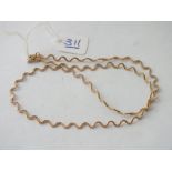 Gold wave pattern necklace in 9ct - 17.5" - 4.8gms