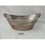 Dutch boat-shaped bowl with pierced side 6" wide 102g