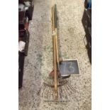 BUNDLE OF GARDEN TOOLS INCL; A RAKE, HOE & FORK