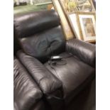 GOOD QUALITY BLACK UPHOLSTERED ELECTRIC RECLINER