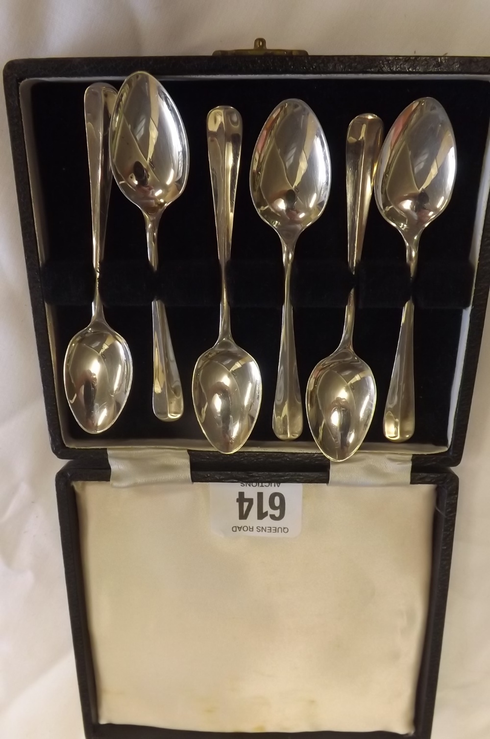 A SET OF 6 SILVER BOXED COFFEE SPOONS