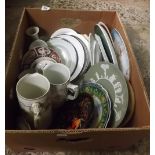 2 CARTONS OF MIXED CUPS, SAUCERS, MUGS, JUGS & PLATES