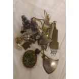 BAG OF MISC WHITE & BRASS METAL ITEMS