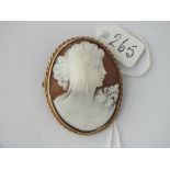 Gold mounted 9ct Cameo brooch of a lady
