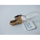 A boot charm in 9ct - 1.1gms