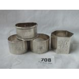 Four various napkin rings - 105gms