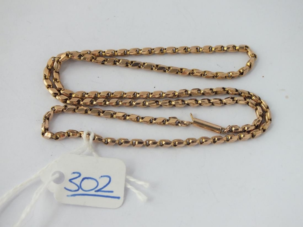 A rose gold necklace in 9ct - 6.7gms