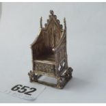 Miniature throne of gothic design 2" high - Chester 1900