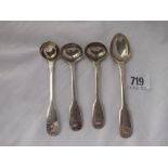 Four Georgian fiddle and shell pattern salt spoons - 1817, 1830 etc.