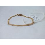 A child's bracelet in 9ct - 2.4gms