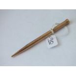 A propelling pencil by Samuel Morden in 9ct