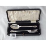 A childs spoon & fork with shell terminals - Sheffield 1927 fitted box