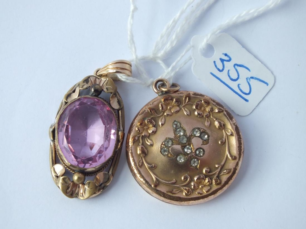 A rolled gold pendant & locket