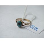 A matrix turquoise ring in 9ct - size - 1.7gms
