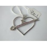 A WHITE & PINK DIAMOND HEART & ARROW BROOCH WITH INITIAL R IN 18CT WHITE GOLD