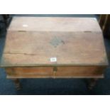 UNUSUAL TABLE TOP LECTERN WITH HINGED LID