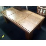 LARGE & STYLISH OAK COFFEE TABLE WITH SOLID LEGS