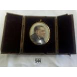 OVAL MINIATURE OF GENT IN LITTLE CASE