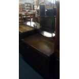 OAK DRESSING TABLE & MATCHING CHEST OF THREE DRAWERS