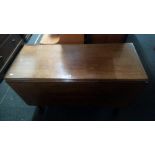 LOVELY MAHOGANY DROP LEAF TABLE ON PAD FEET (EXTENDS TO 40'' WIDE X 44'' LONG X 27'' HIGH)