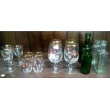 SHELF OF DECORATIVE HUNTING GLASSES & OLD BOTTLES