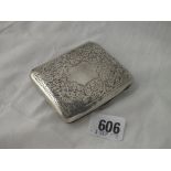 Scroll engraved cigarette case. B'ham 1921 83gms