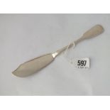 Plain Victorian fiddle pattern butter knife 1872. 55gms