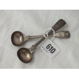 Pair of Victorian fiddle thread and shell salt spoons 1880 by GA