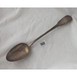 Fiddle and shell pattern basting spoon with military crest? 1917 by SH - 142gms