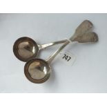 Pair of Victorian fiddle pattern sauce ladles - London 1848 - 152 gms