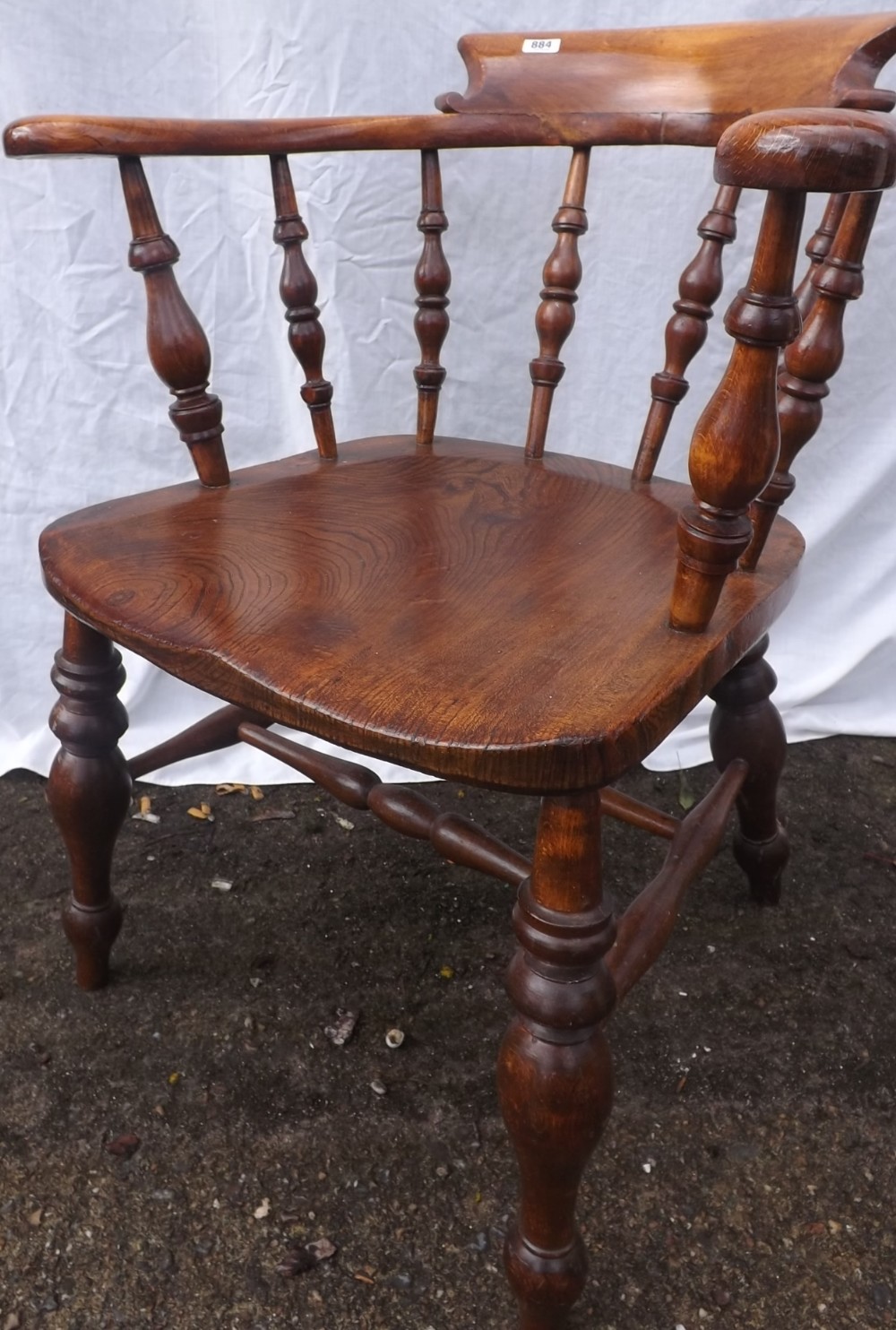 c19 smokers bow chair