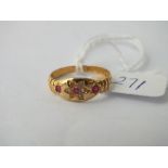 Antique ruby and pearl ring (two pearls missing) in 18ct gold - 2.4gms
