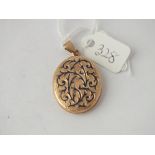 Enamel oval locket in 9ct - 6.2gms