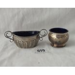 Boat shaped oval two-handled salt - 1901 - and a circular salt with liners